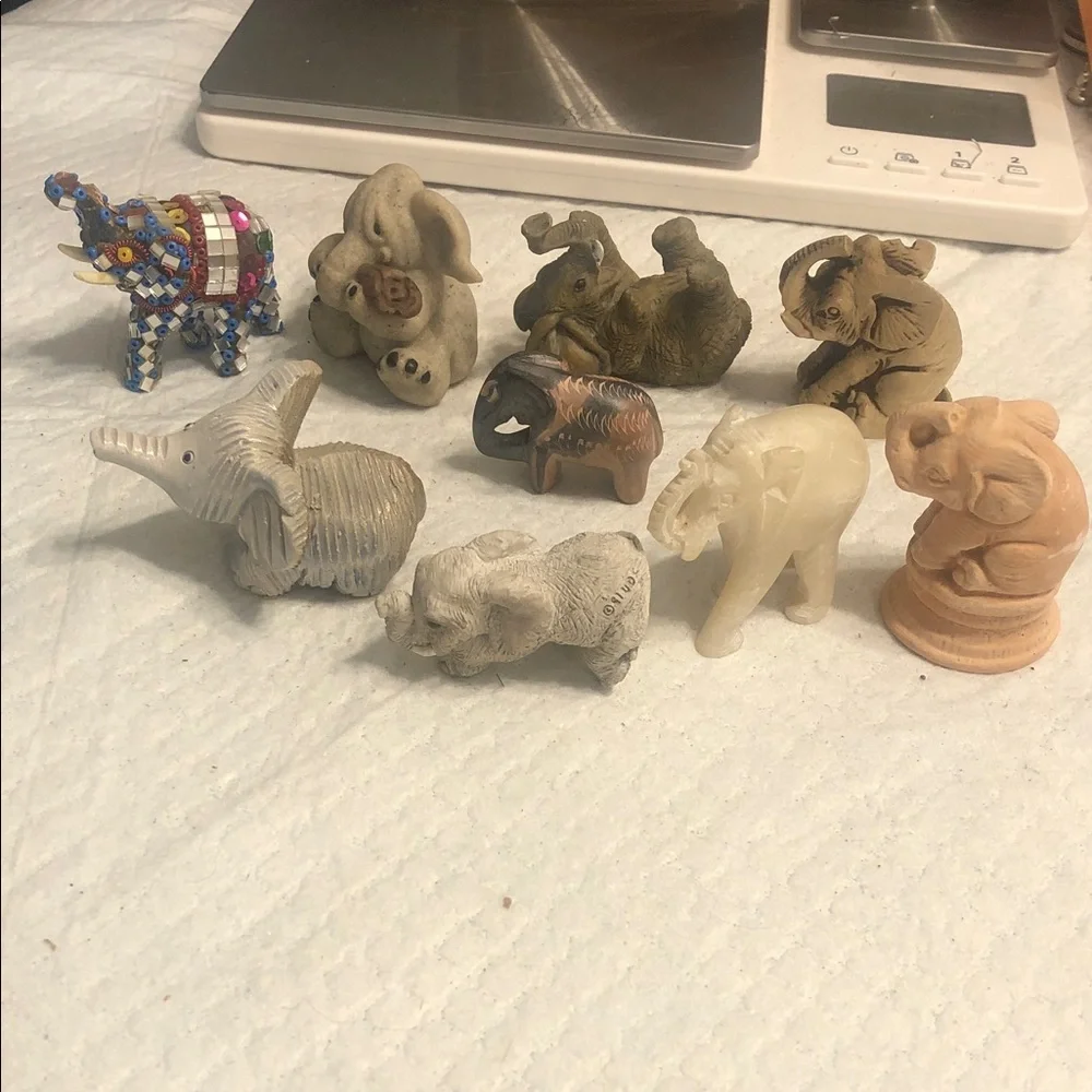 Vintage Mini Elephant Figurine Set in Beige, Cream, Brown and Blue